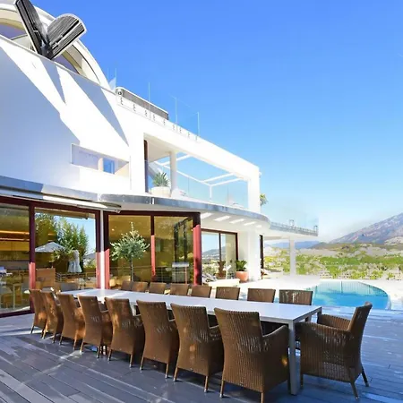 Luxury With Jacuzzis Near Puerto Banus Βίλα