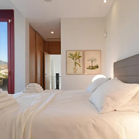 Βίλα Luxury With Jacuzzis Near Puerto Banus *